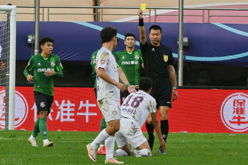  意甲保级大战混沌五支球队深陷泥潭混战