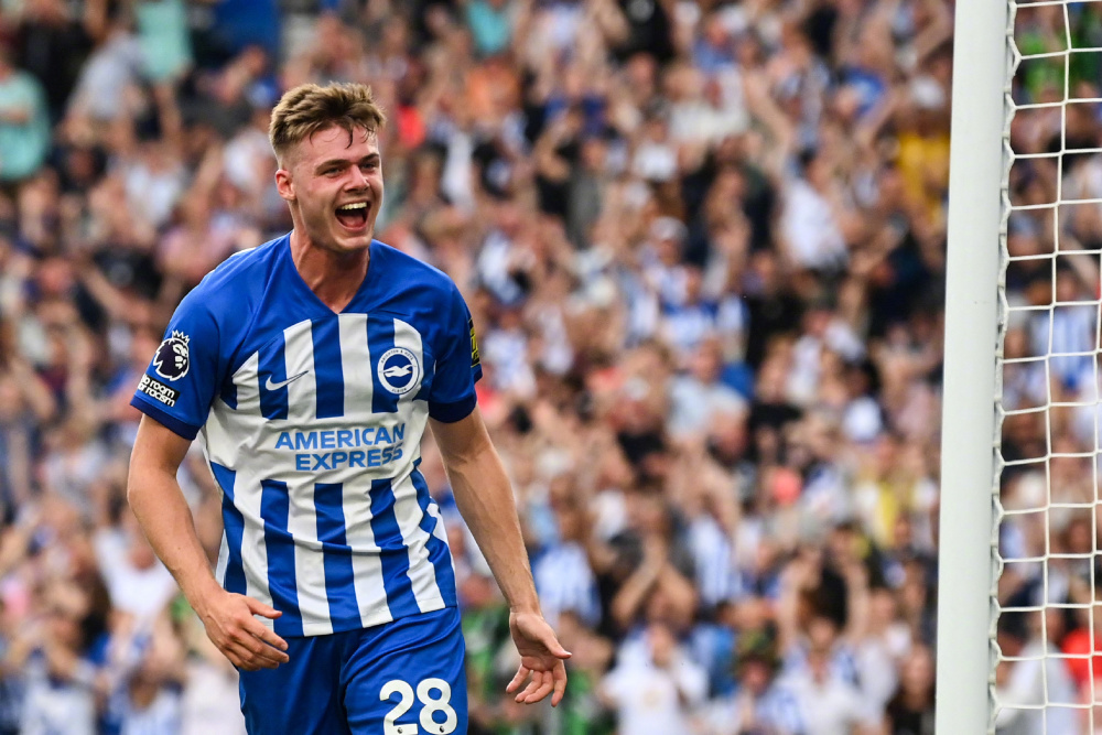  哈兰德戴帽助曼城客场轻取伯恩茅斯稳居榜首  